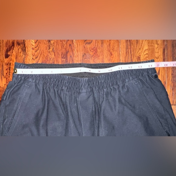 LULULEMON Utilitech Pull-On Classic-Fit Pant 30" in Black Size Medium - Picture 7 of 10